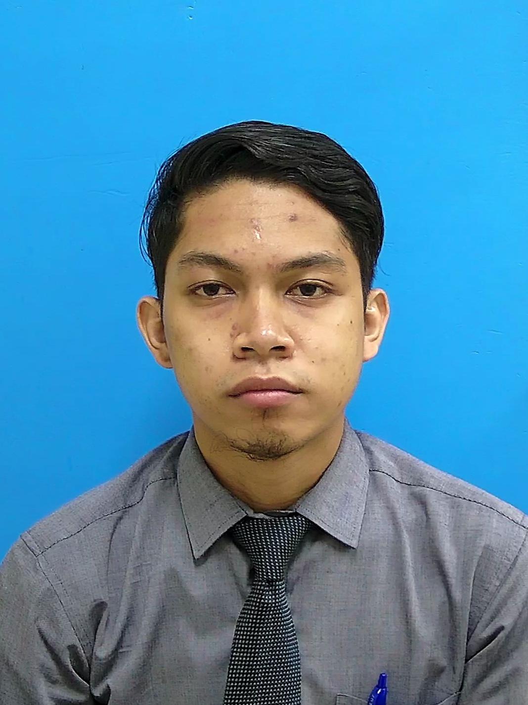 ahmadfaris.cs@utm.my