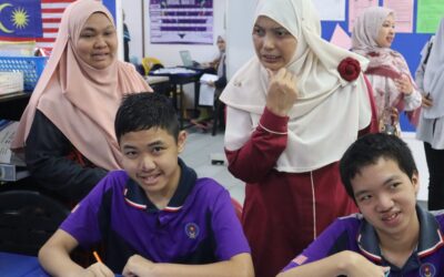 UTM laksana projek pemindahan ilmu Azolla bersama murid PPKI SMK Dusun Nanding