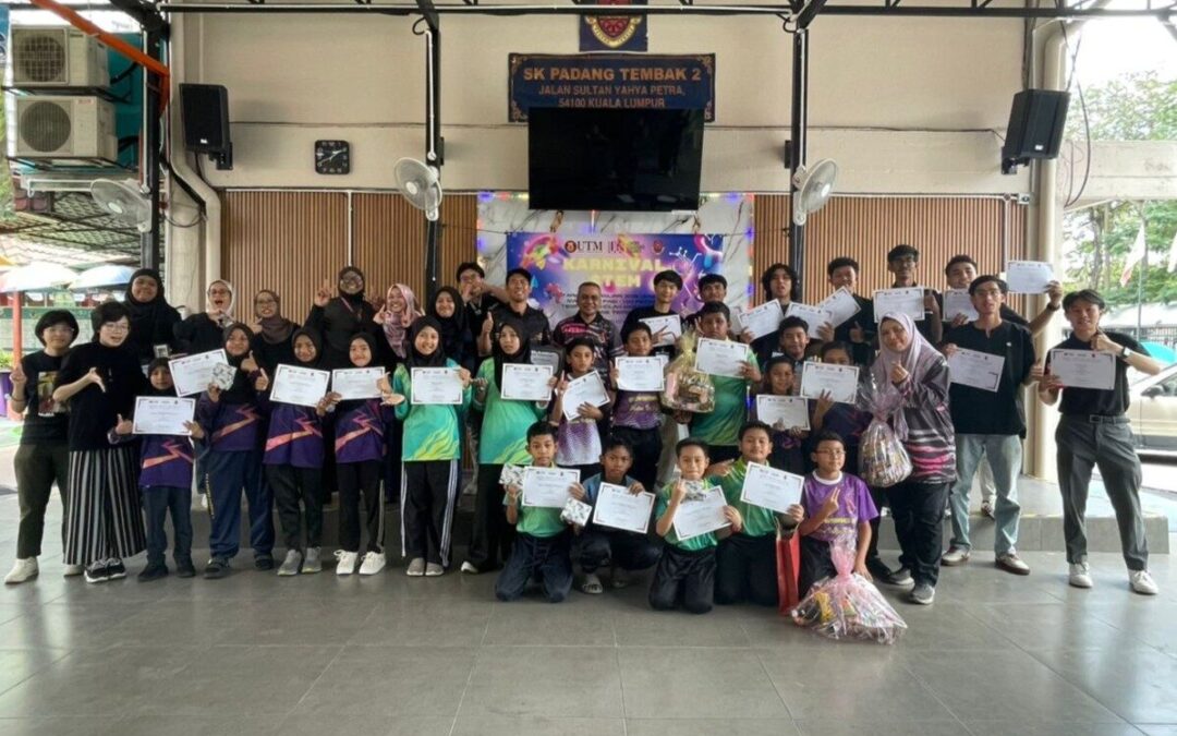 Karnival STEM UTM dan SK Padang Tembak 2 semai minat sains seawal usia